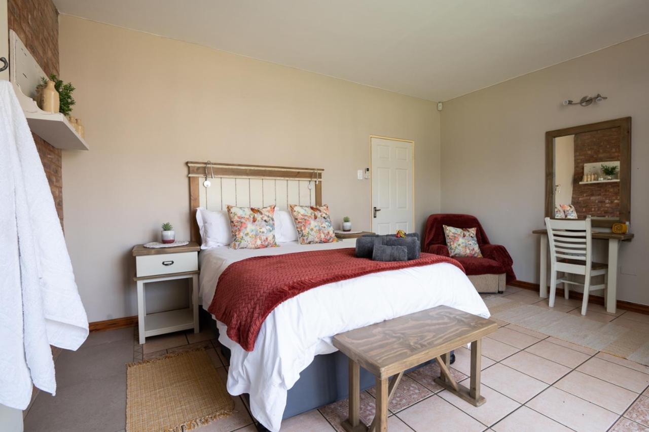 Opstal Gastehuis Potchefstroom Exteriör bild