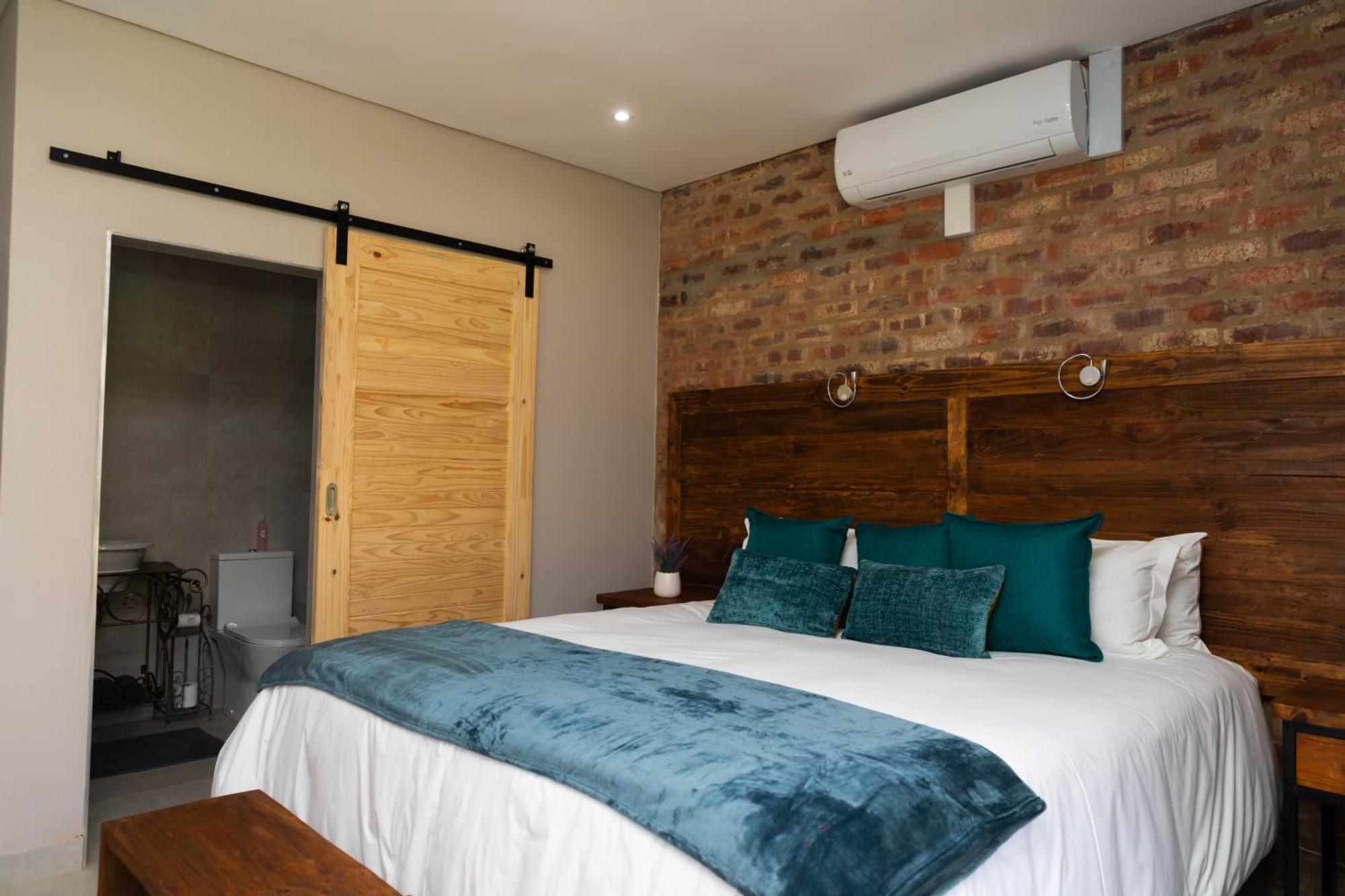 Opstal Gastehuis Potchefstroom Exteriör bild
